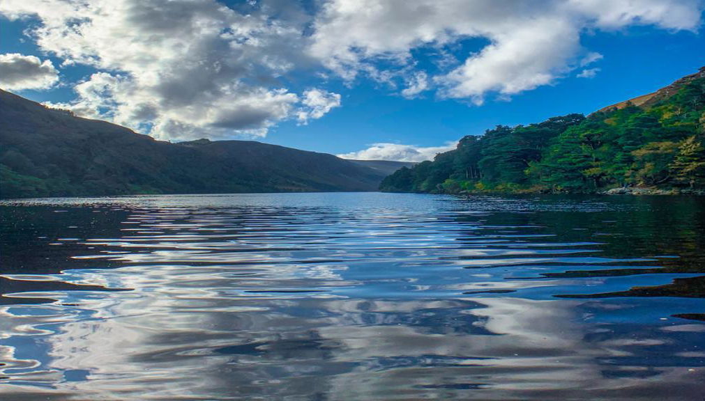 Excursión de un día a Glendalough y las montañas de Wicklow - Tour privado - Foto 1